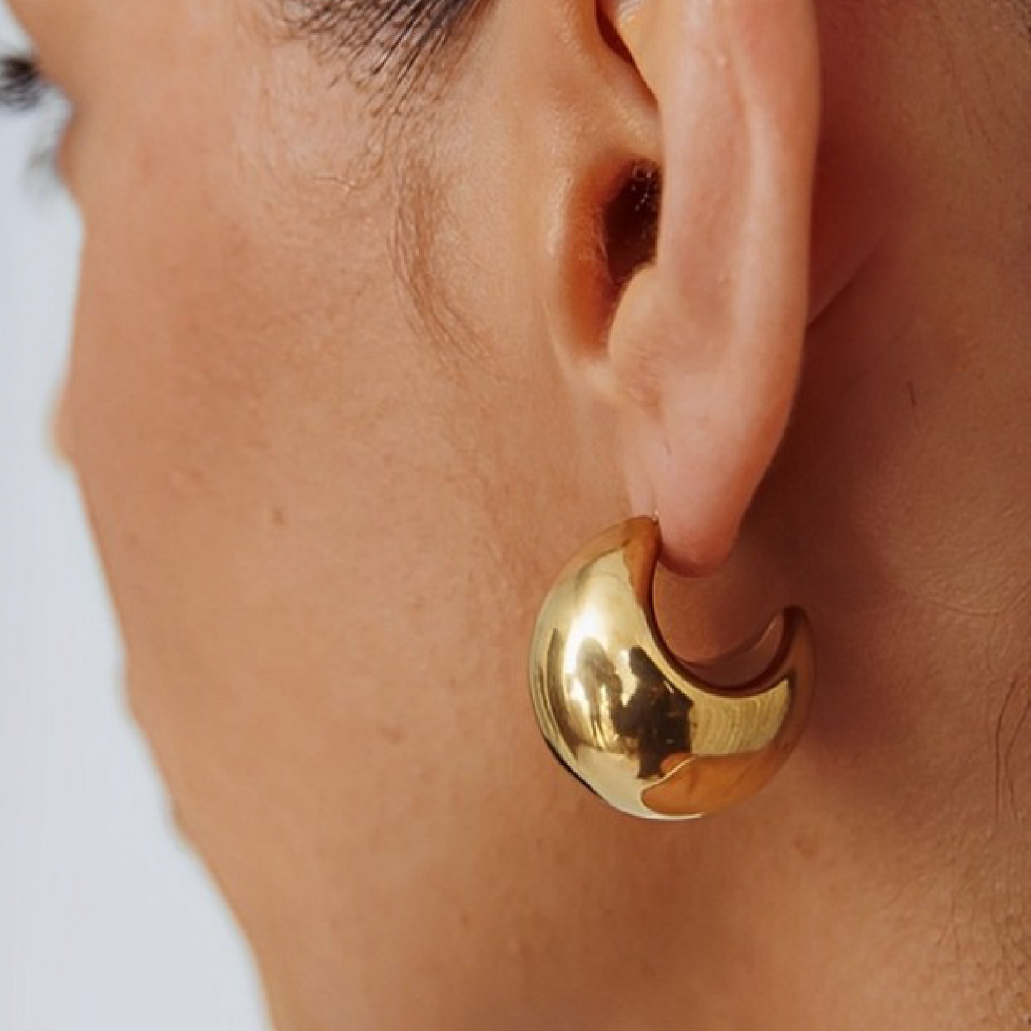 Round Chunky Earrings