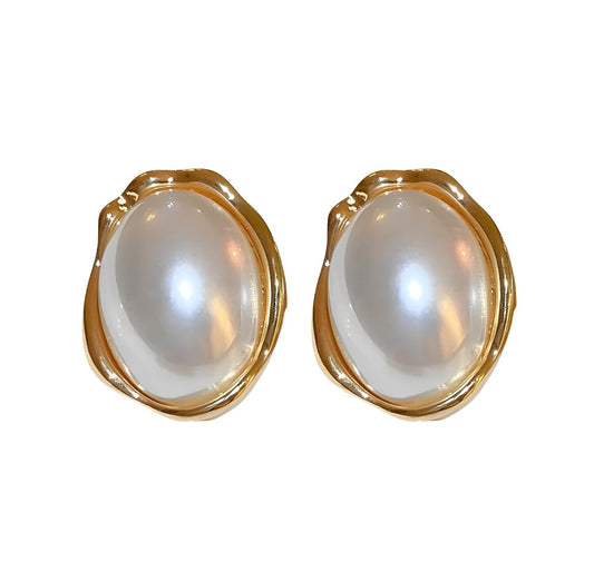 Round Pearl  Earrings